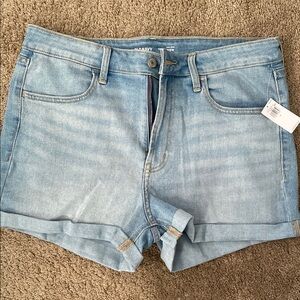 ‼️NWT Old Navy Women's Light Blue Denim Shorts